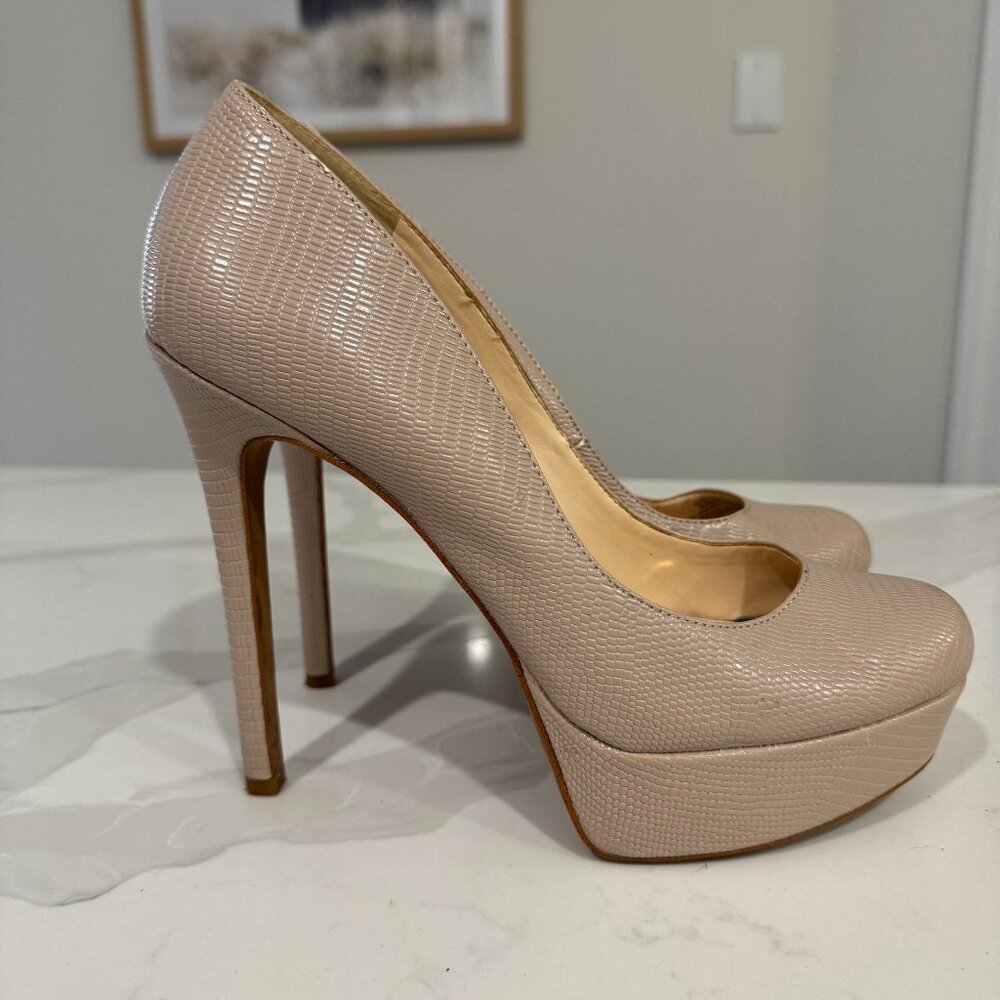 Jessica Simpson Nude Snakeskin Platform Heels: Size 9.5